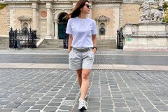 e7c374c3-ca56-4f04-afe0-2b82112f7590