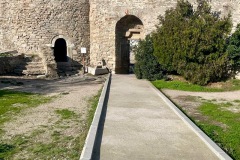 0b296893-6aae-445d-88a7-e71e35d6a7e7