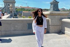 c9b77644-5b76-4828-807b-b915b6e60047